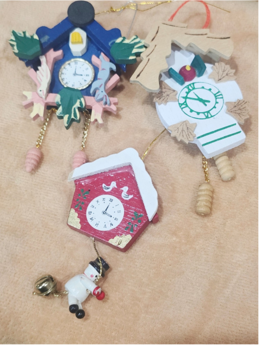 Set of 3 miniature wooden cuckoo clocks Christmas tree ornaments
